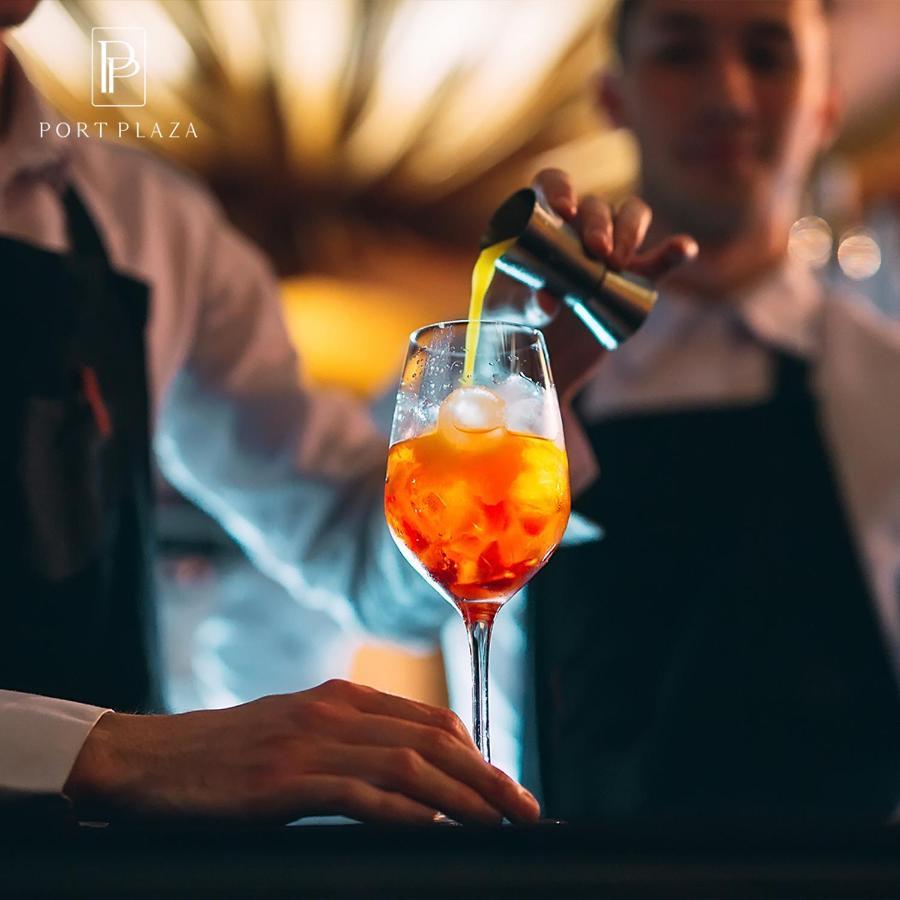 Port Plaza Evn Hotel P'arak'ar Eksteriør billede